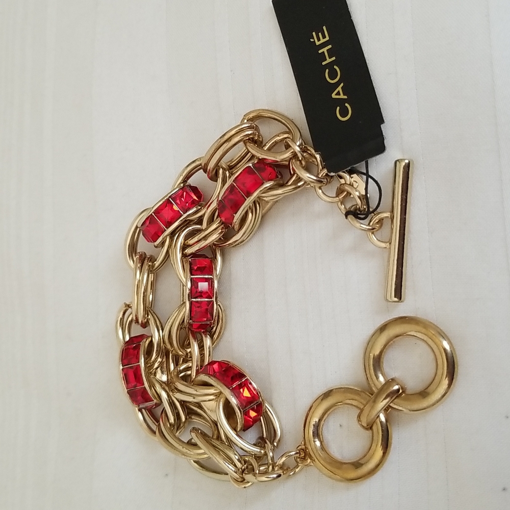 New Cache Gold Red Rhinestone Large Link Bracelet